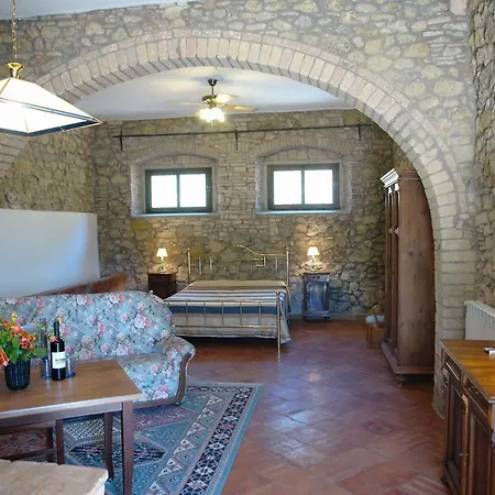 בית הארחה Podere Le Sodole סן ג'ימיניאנו